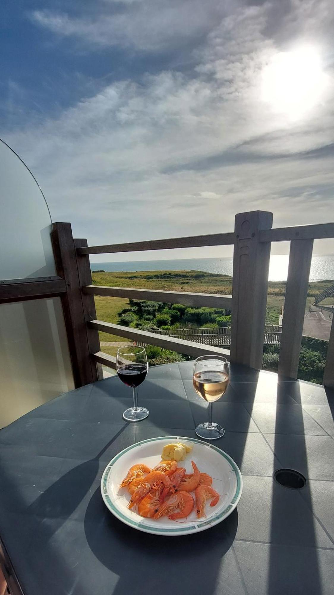 Le 246 - Duplex Face A La Mer Pour 4 Personnes, Wifi, Tv Full Sat, Parking Wimereux Luaran gambar